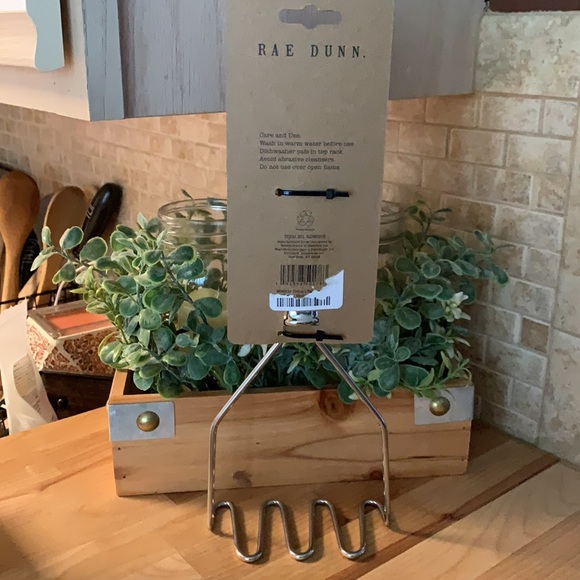 Rae Dunn “MASH” LL Farmhouse Potato Masher - Picture 6 of 8